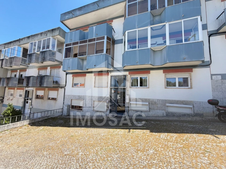 Apartamento T2 para Venda em Loures Foto 11
