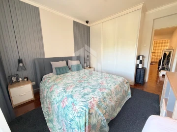 Apartamento T2 para Venda em Loures