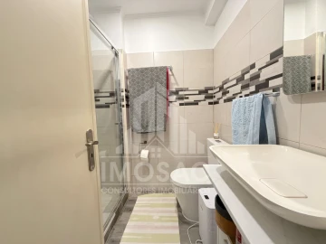 Apartamento T2 para Venda em Loures