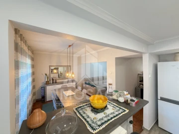 Apartamento T2 para Venda em Loures