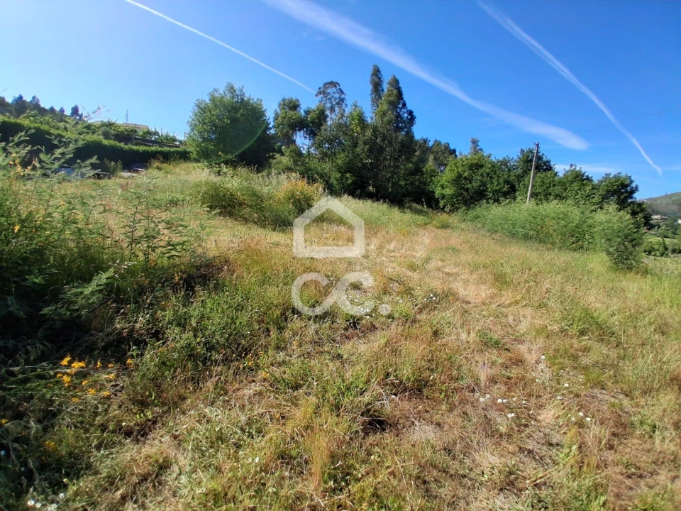 Terreno para Venda em Gonça Foto 2