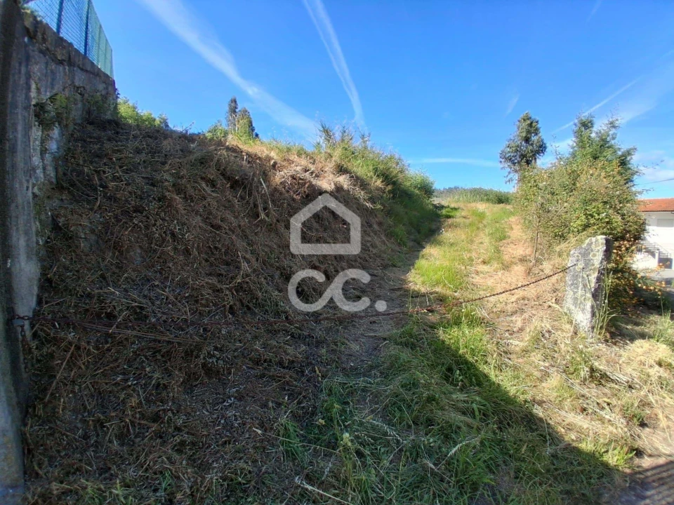 Terreno para Venda em Gonça Foto 11