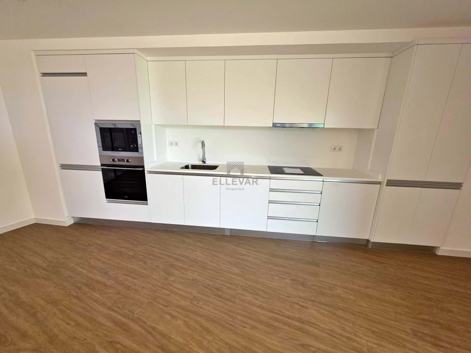 Apartamento T1 para Venda em Camara de Lobos Foto 14
