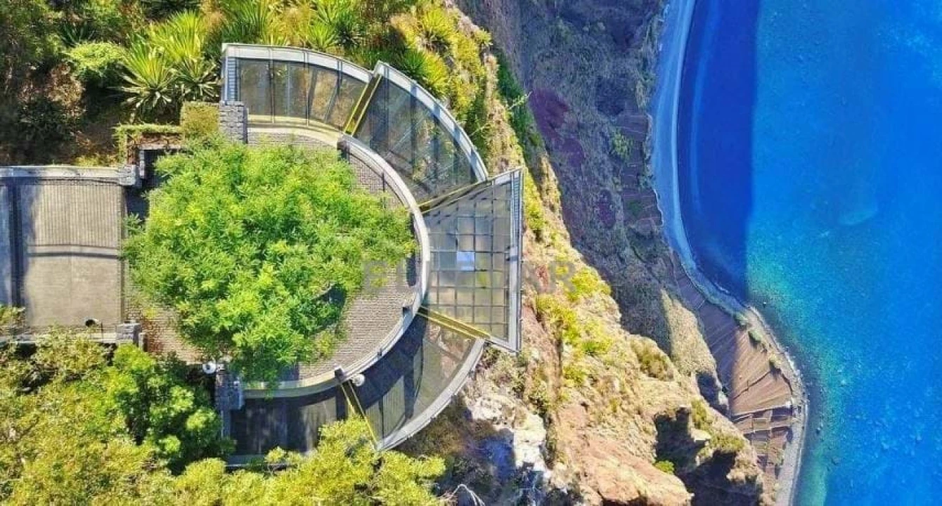 Apartamento T1 para Venda em Camara de Lobos Foto 4