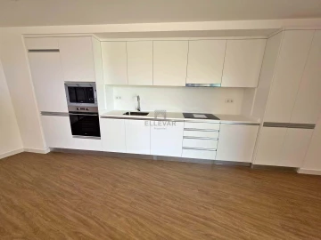Apartamento T1 para Venda em Camara de Lobos