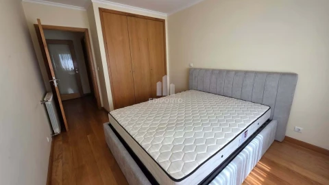 Apartamento T1 para Arrendamento em Canidelo