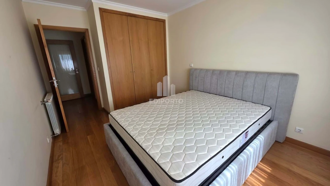 Apartamento T1 para Arrendamento em Canidelo Foto 14