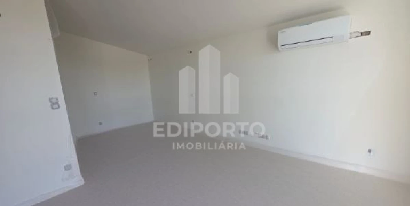 Apartamento T1 para Venda em Bonfim Foto 8