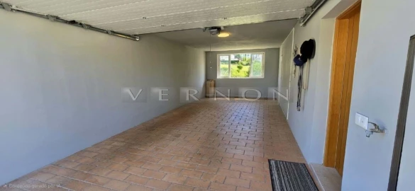 Moradia T3 para Venda em Estômbar e Parchal