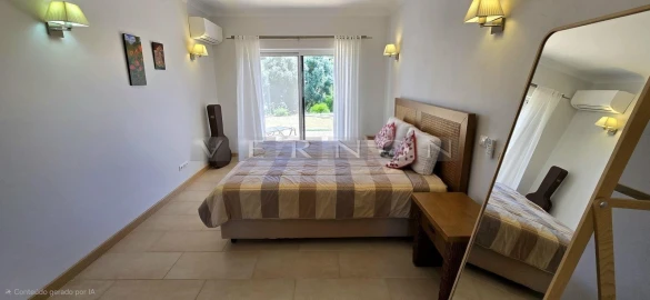 Moradia T3 para Venda em Estômbar e Parchal