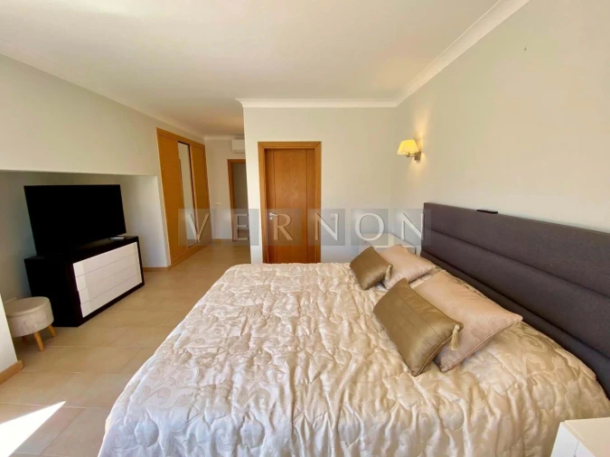 Moradia T3 para Venda em Estômbar e Parchal Foto 47