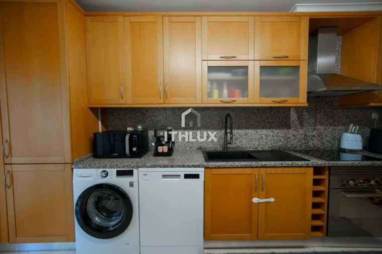 Apartamento T3 para Venda em Quinta do Anjo Foto 33