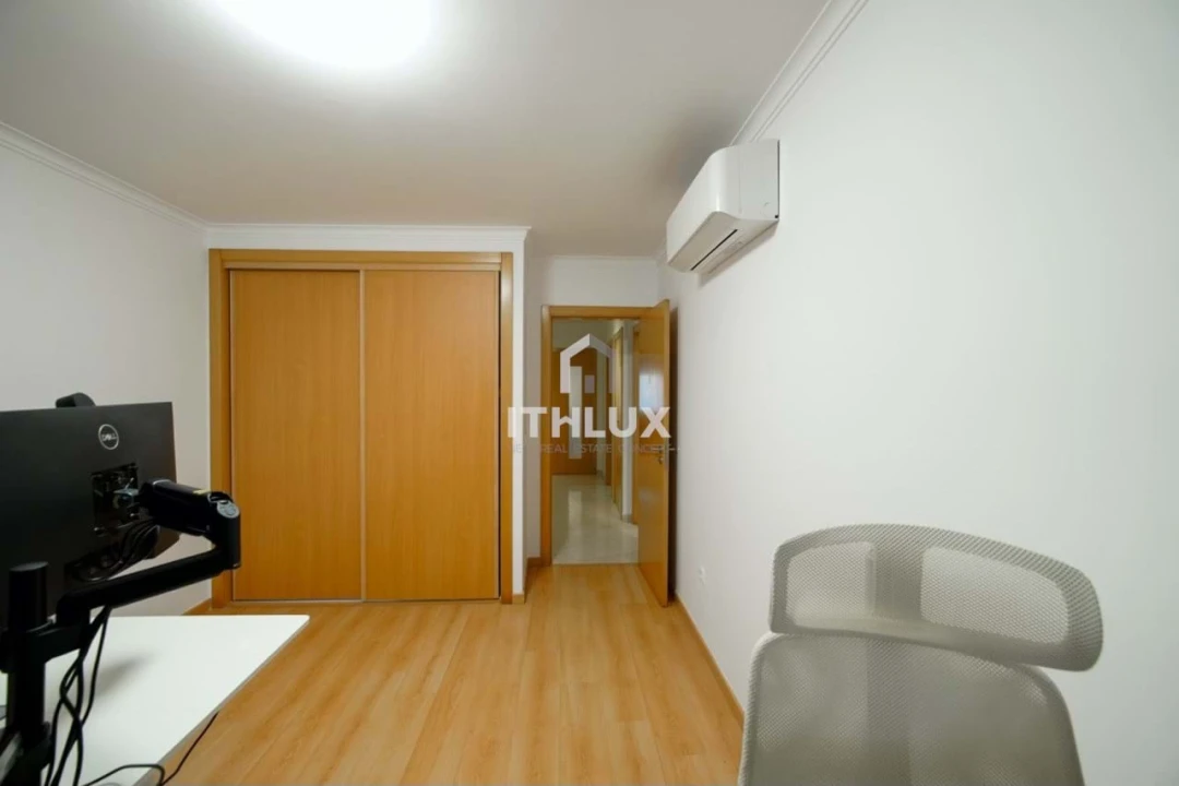 Apartamento T3 para Venda em Quinta do Anjo Foto 22