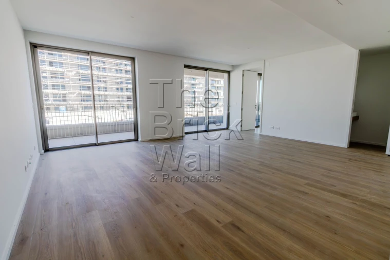 Apartamento T3 para Venda em Póvoa de Santa Iria e Forte da Casa Foto 16