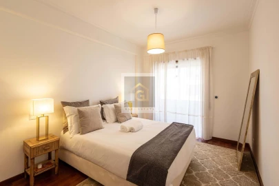 Apartamento T3 para Arrendamento férias em Braga (São José de São Lázaro e São João do Souto)