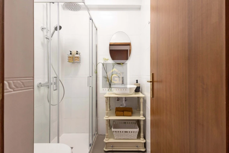 Apartamento T3 para Arrendamento férias em Braga (São José de São Lázaro e São João do Souto) Foto 9