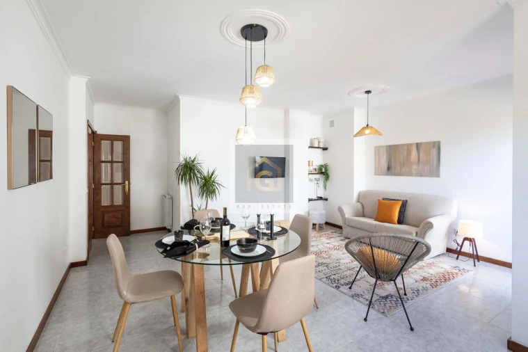 Apartamento T3 para Arrendamento férias em Braga (São José de São Lázaro e São João do Souto) Foto 12