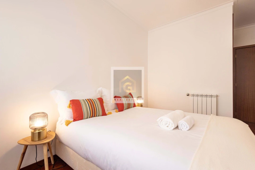 Apartamento T3 para Arrendamento férias em Braga (São José de São Lázaro e São João do Souto) Foto 5