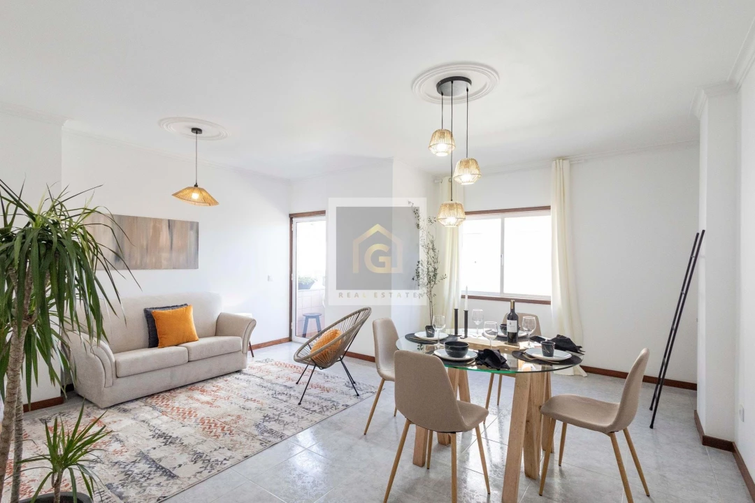 Apartamento T3 para Arrendamento férias em Braga (São José de São Lázaro e São João do Souto) Foto 14