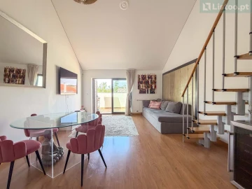 Apartamento T3 para Venda em Alcabideche