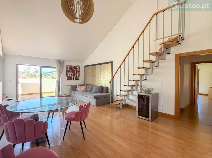 Apartamento T3 para Venda em Alcabideche Foto 2