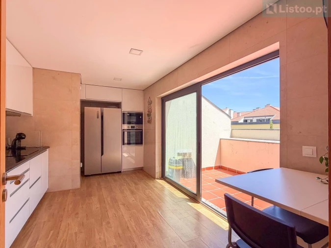 Apartamento T3 para Venda em Alcabideche Foto 11