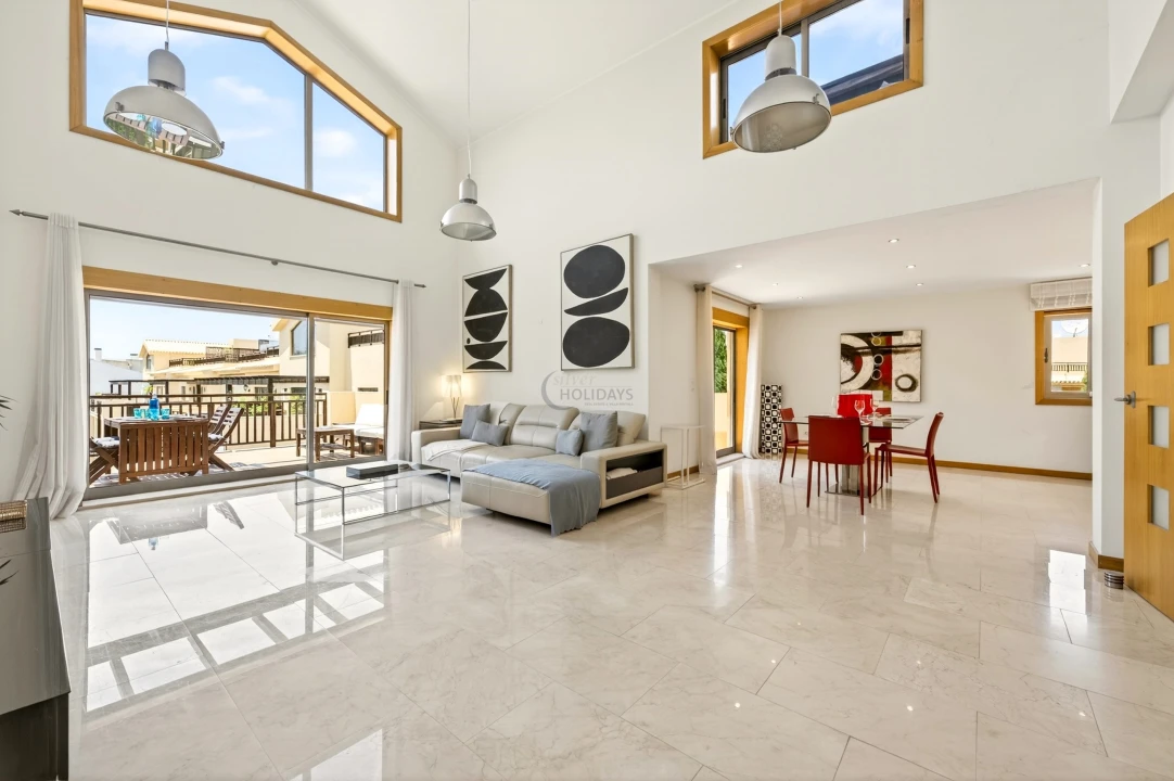 Apartamento T3 para Arrendamento férias em Quarteira Foto 6