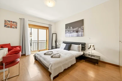 Apartamento T3 para Arrendamento férias em Quarteira