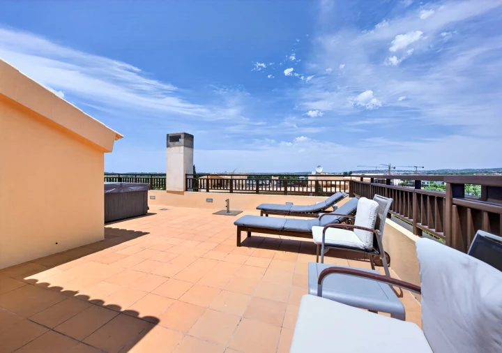 Apartamento T3 para Arrendamento férias em Quarteira Foto 28