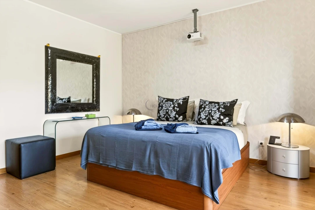 Apartamento T3 para Arrendamento férias em Quarteira Foto 19