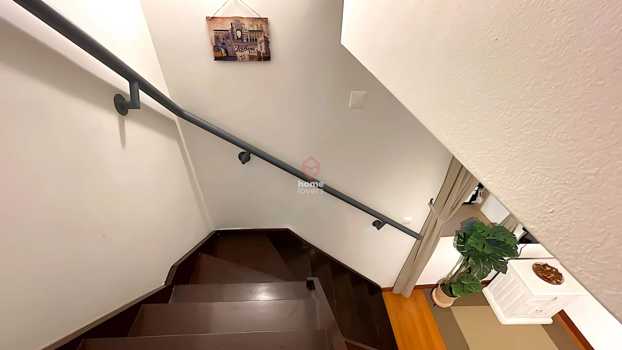 Apartamento T3 para Venda em Ajuda Foto 18
