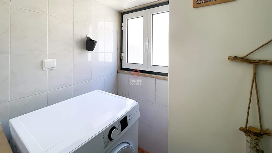 Apartamento T3 para Venda em Ajuda Foto 15