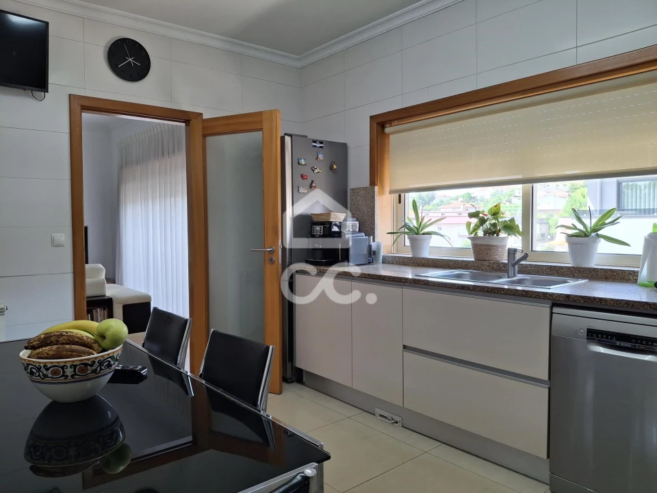 Apartamento T3 para Venda em Cristelos, Boim e Ordem Foto 2