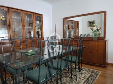 Apartamento T3 para Venda em Cristelos, Boim e Ordem