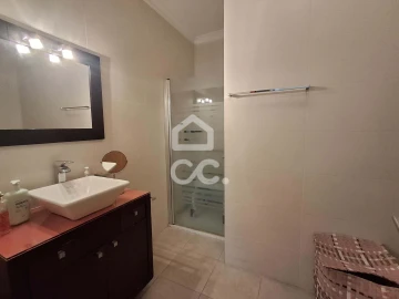 Apartamento T3 para Venda em Cristelos, Boim e Ordem
