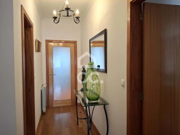 Apartamento T3 para Venda em Cristelos, Boim e Ordem