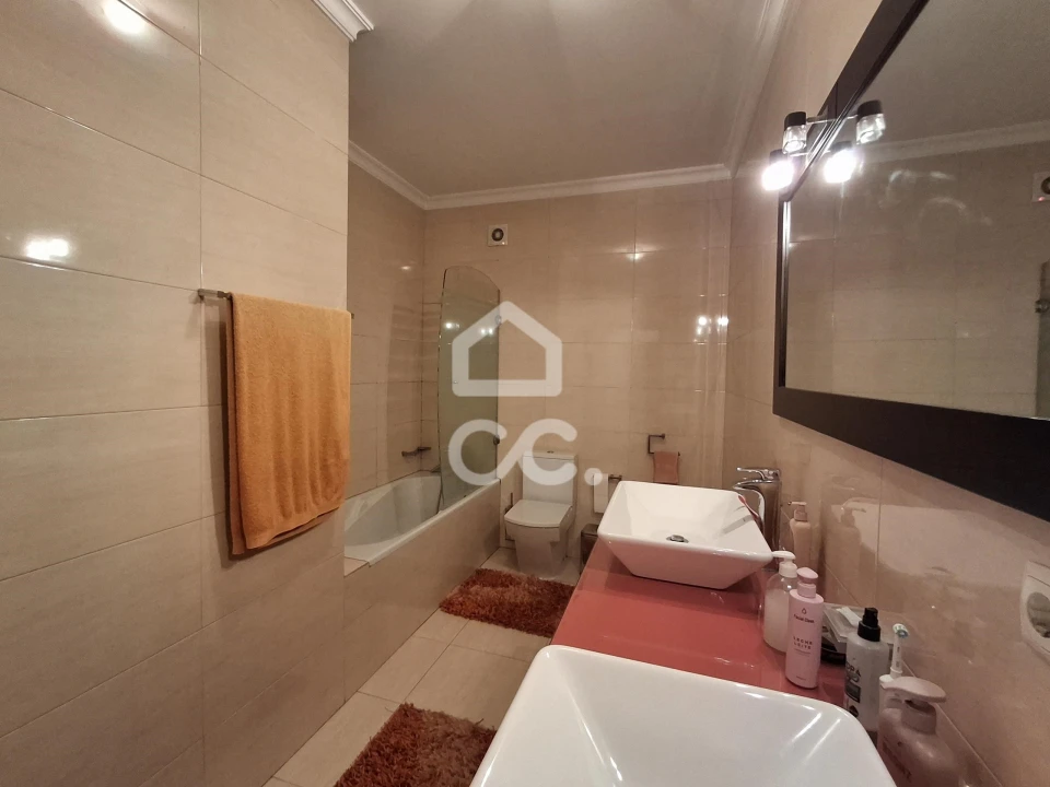 Apartamento T3 para Venda em Cristelos, Boim e Ordem Foto 12