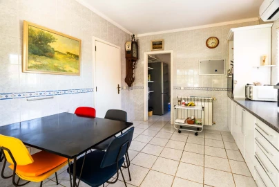 Moradia T3 para Venda em Loule (São Clemente)