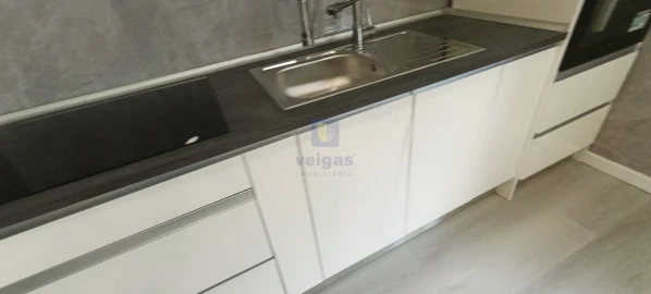Apartamento T1 para Venda em Venteira