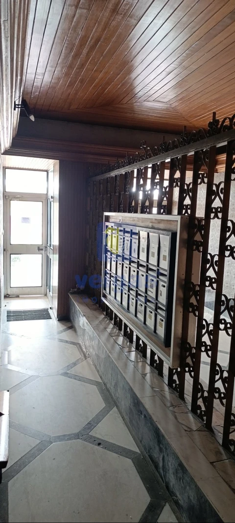 Apartamento T1 para Venda em Venteira