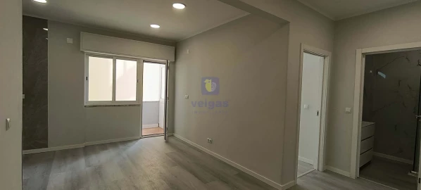 Apartamento T1 para Venda em Venteira