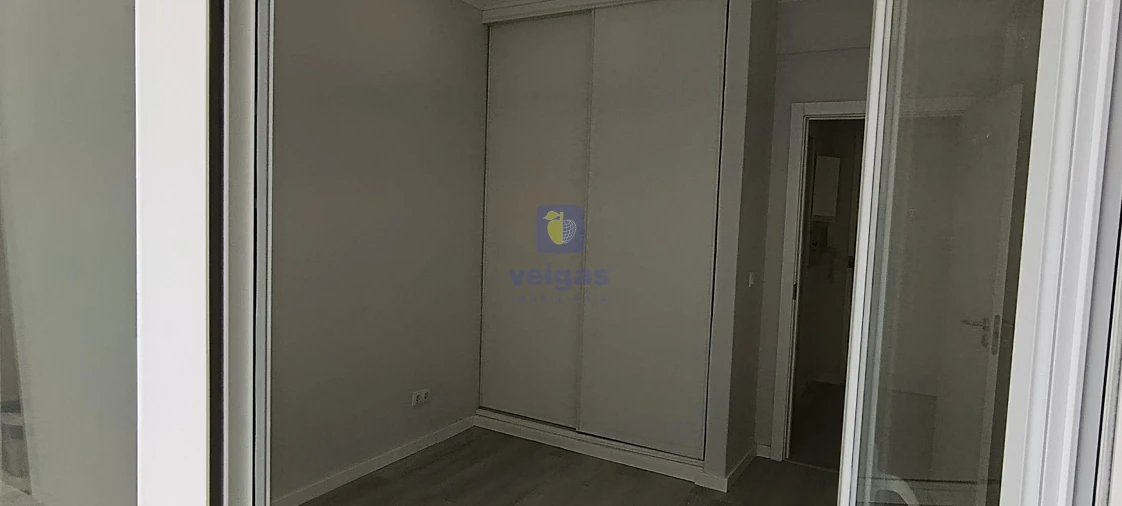 Apartamento T1 para Venda em Venteira Foto 7