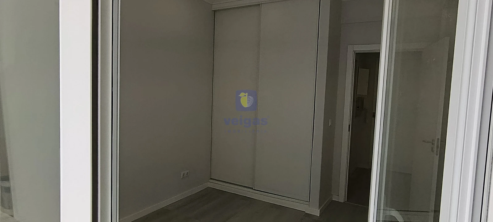Apartamento T1 para Venda em Venteira Foto 7