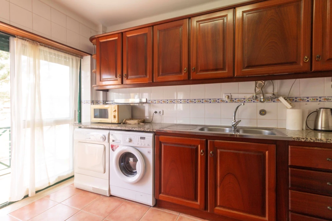 Apartamento T2 para Arrendamento em Foz do Arelho Foto 11