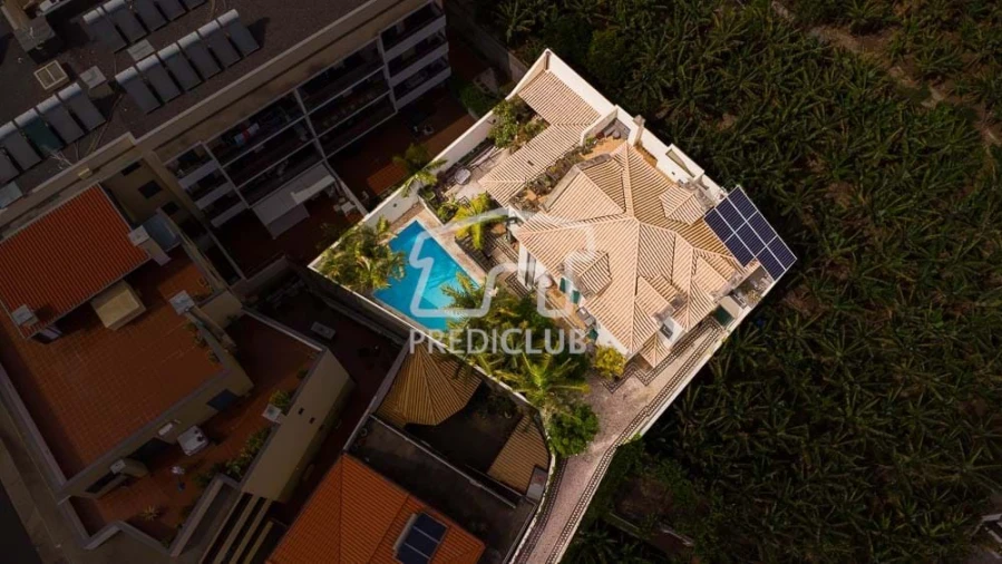 Moradia T4 para Venda em Camara de Lobos Foto 4