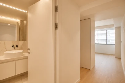 Apartamento T2 para Venda em Santa Maria Maior