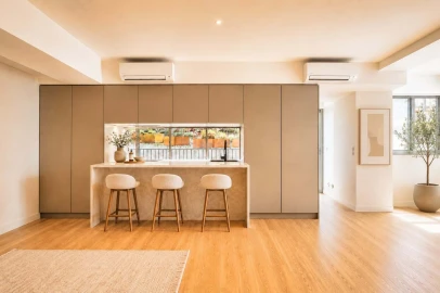 Apartamento T2 para Venda em Santa Maria Maior