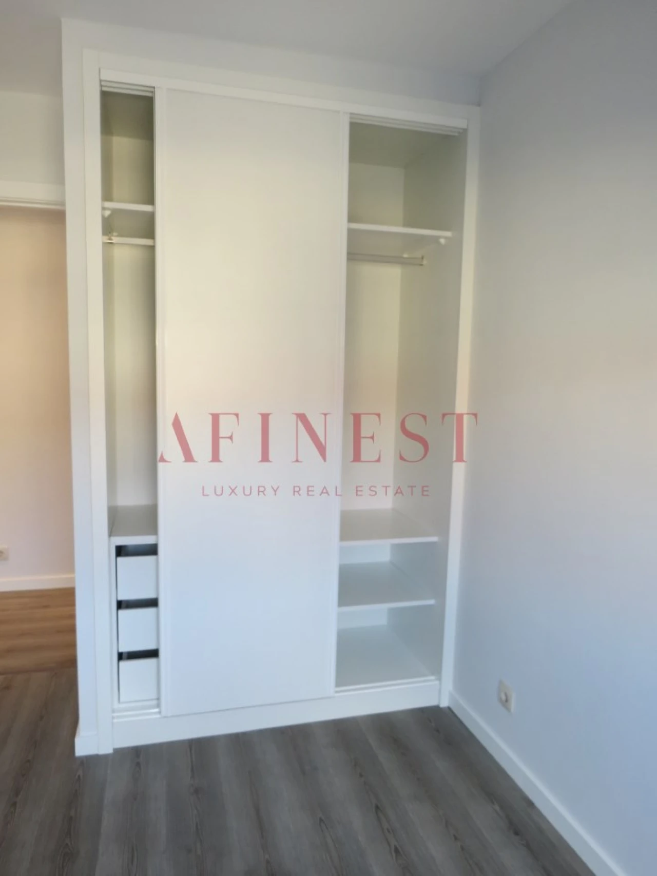 Apartamento T1 para Arrendamento em Carcavelos e Parede Foto 24