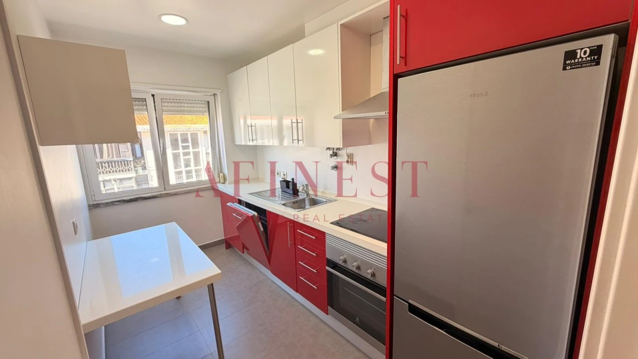 Apartamento T1 para Arrendamento em Carcavelos e Parede Foto 4