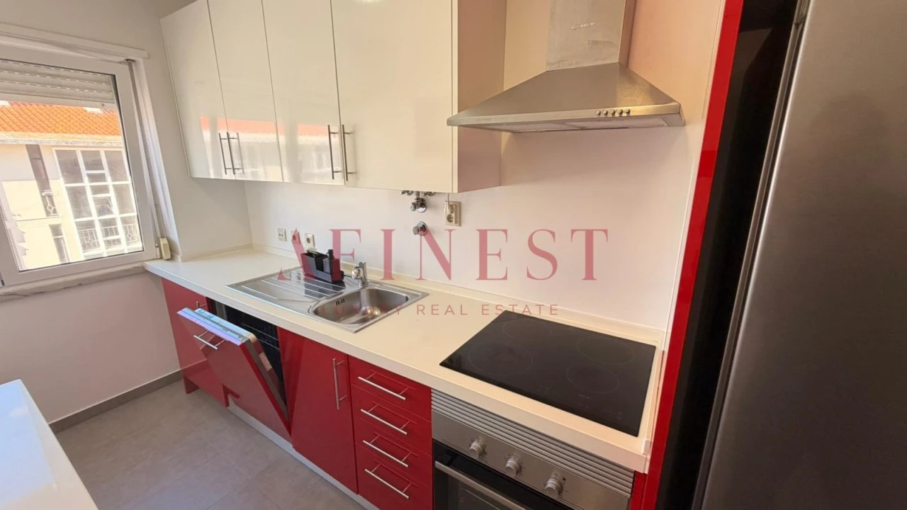 Apartamento T1 para Arrendamento em Carcavelos e Parede Foto 5
